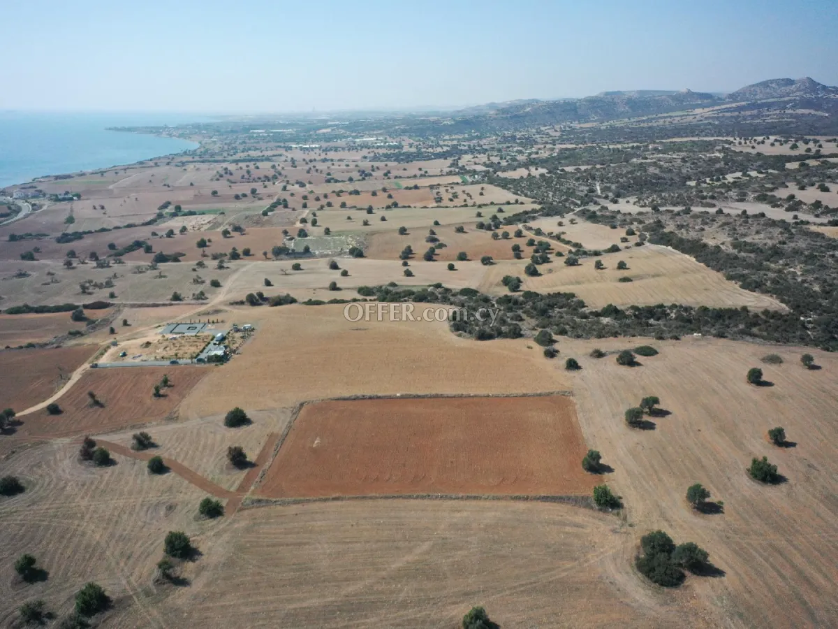 Καινούργιο Πωλείται €155,000 Τεμάχιο (Οικιστικό) Άγιος Θεόδωρος Λάρνακα - 2