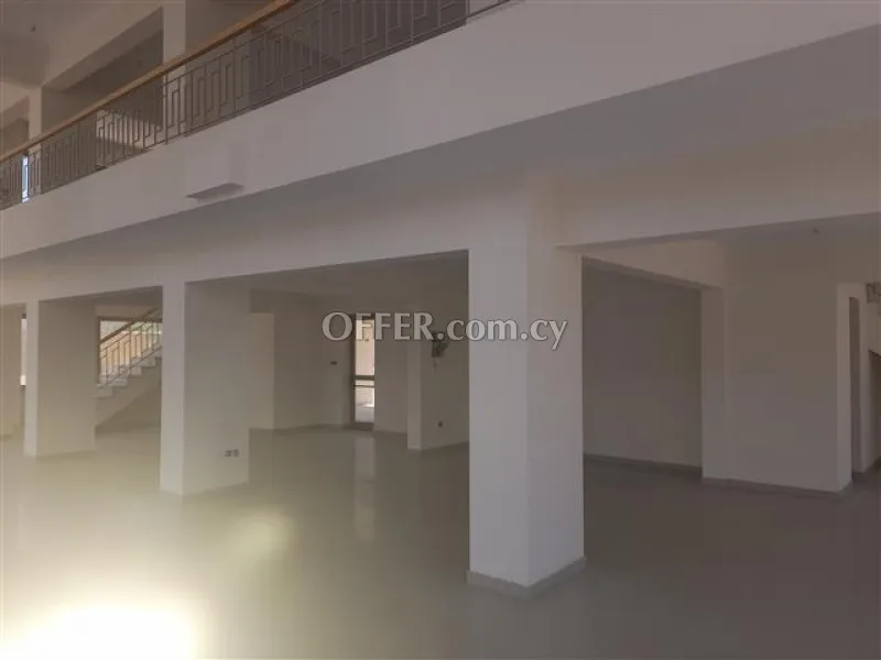 Καινούργιο Πωλείται €1,350,000 Κτίριο Άγιος Δομέτιος Λευκωσία - 8