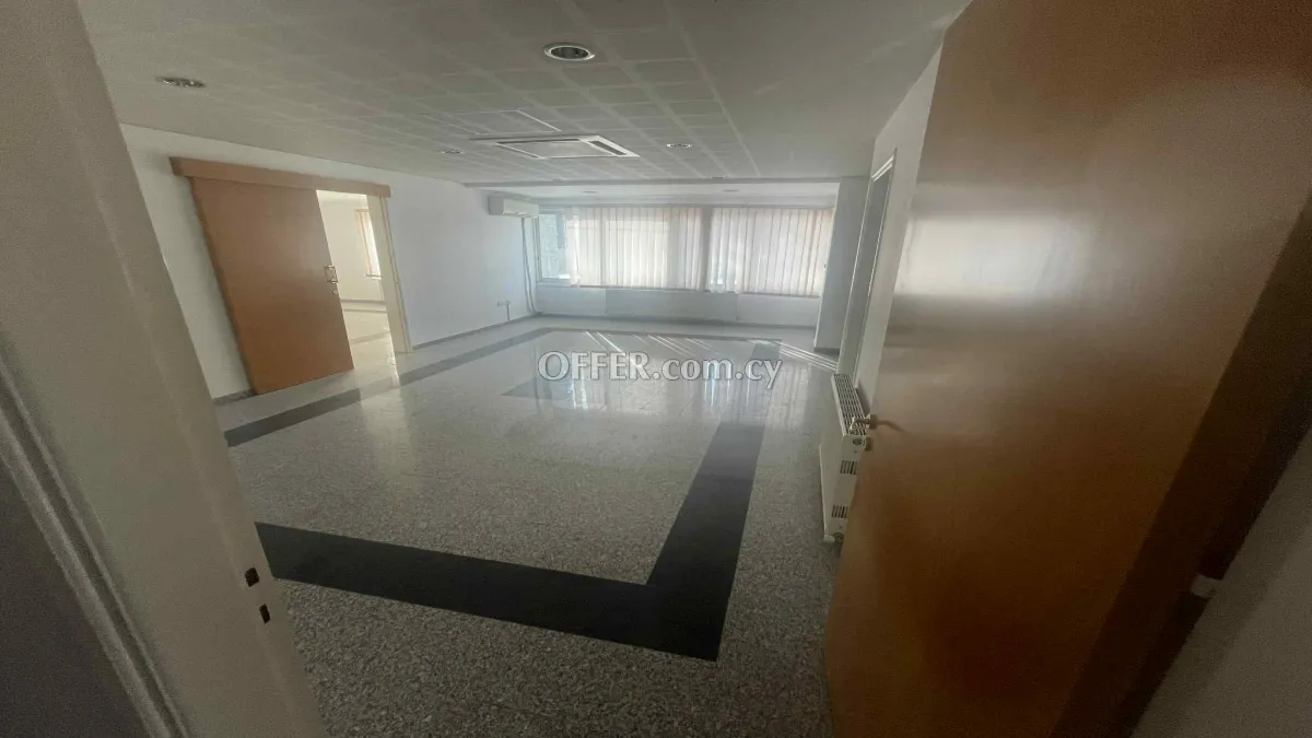 Καινούργιο Πωλείται €500,000 Κτίριο Παλλουριώτισσα Λευκωσία - 6