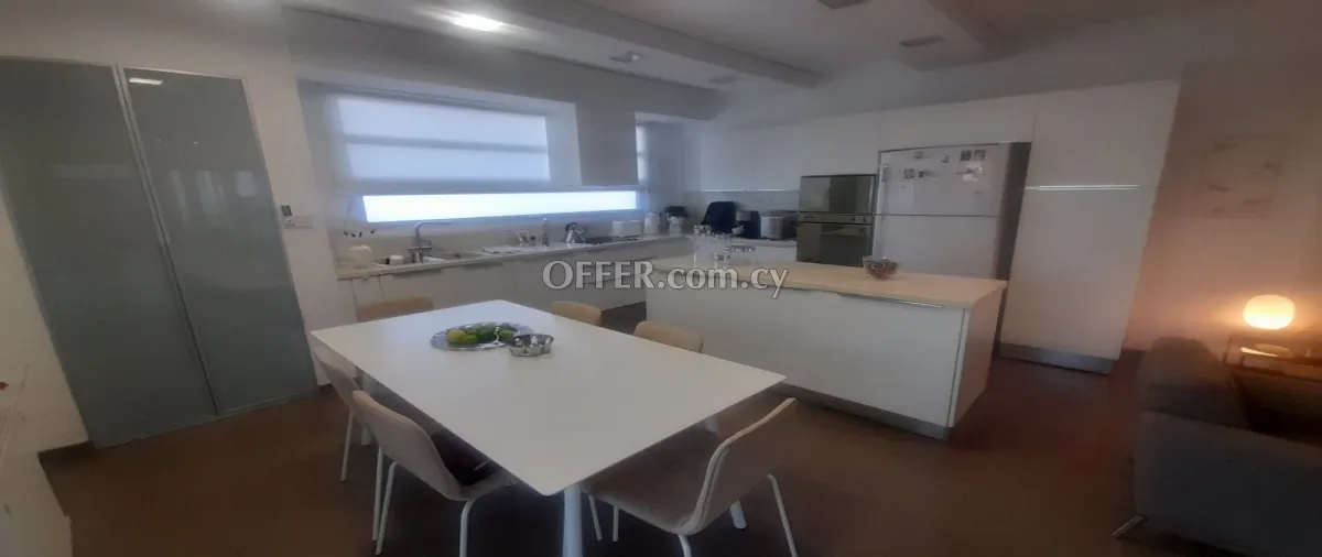 Καινούργιο Πωλείται €420,000 Κτίριο Στρόβολος Λευκωσία - 4
