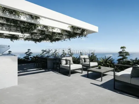 STUNNING 2-BEDROOM APARTMENT ONLY 350 METERS FROM THE BEACH - Main Photo