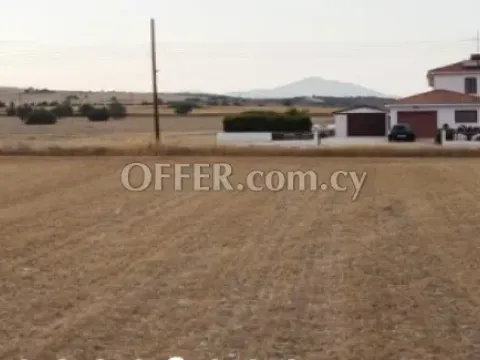 Καινούργιο Πωλείται €153,000 Τεμάχιο (Οικιστικό) Αλαμινός Λάρνακα - 2