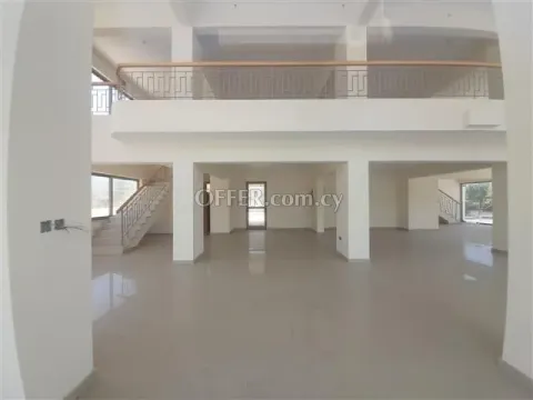 Καινούργιο Πωλείται €1,350,000 Κτίριο Άγιος Δομέτιος Λευκωσία - 10