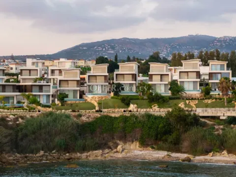 4 bed house for sale in Kissonerga Pafos - Main Photo