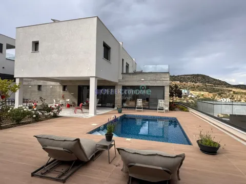 4 Bedroom Villa + Maids Room For Rent Palodia Limassol