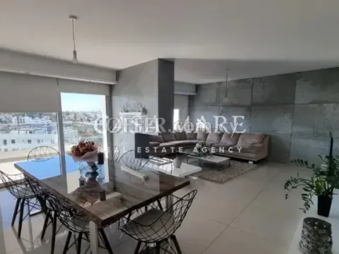 3 bedrooms Apartment in Geri - Main Photo