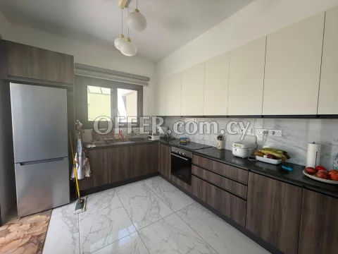 Modern 3 bedroom house furnished in Palodia - 9