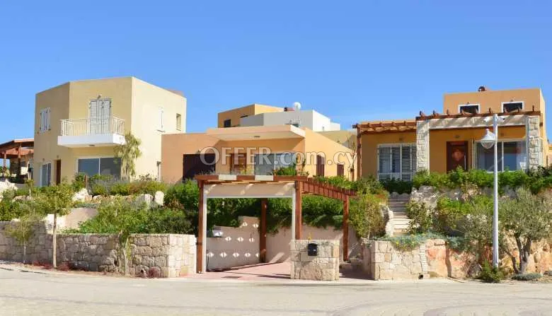 2 bed apartment for sale in Chloraka Pafos - 2