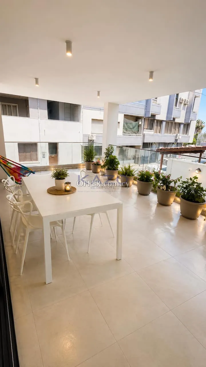 Spacious Three Bedroom Apartment in Central Agia Triada - 2