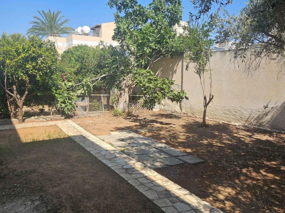 House (Detached) in Aglantzia, Nicosia for Sale - 1