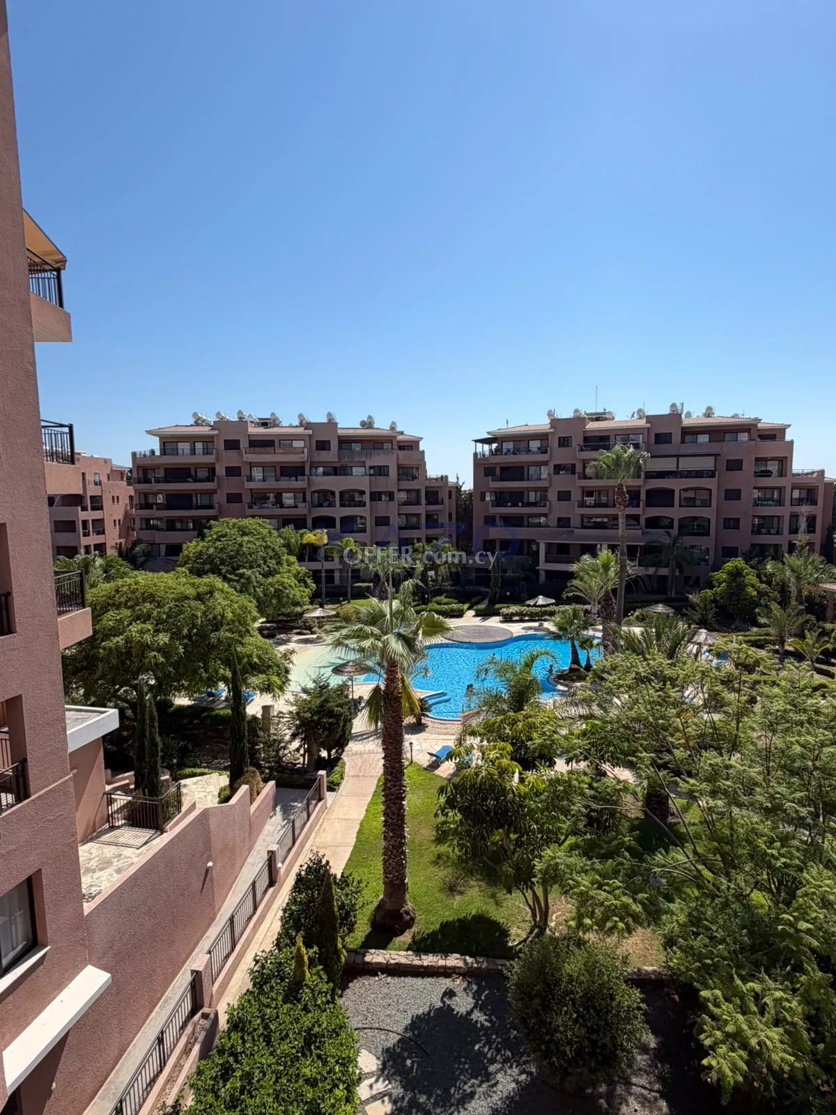 Spacious 3 Bedroom Apartment in Vibrant Kato Paphos - 1