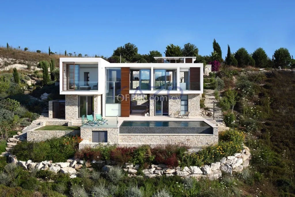 4 Bedrooms - Villa - Pafos - For Sale - PA-126-6866 - 1