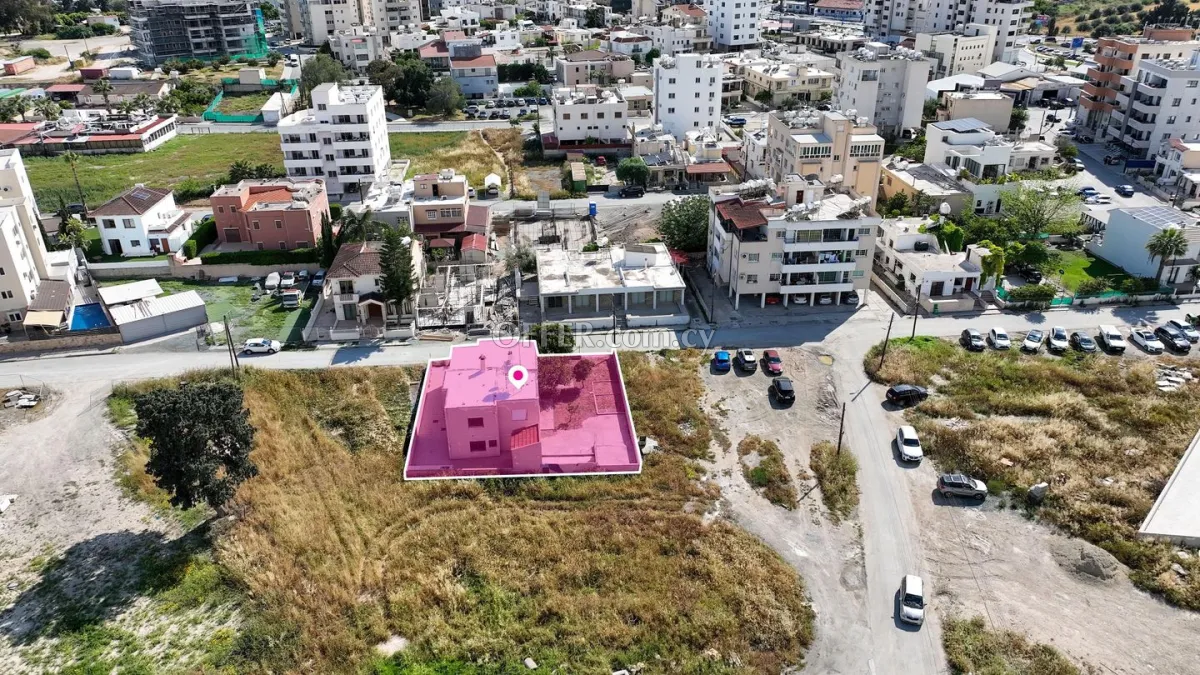 Three Bedroom House in Sotiros Quarter Larnaca - 10