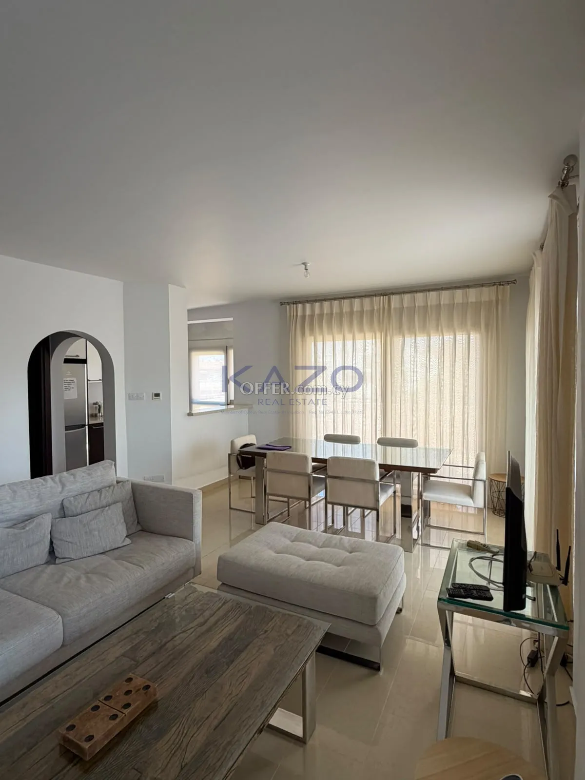Spacious 3 Bedroom Apartment in Vibrant Kato Paphos - 12