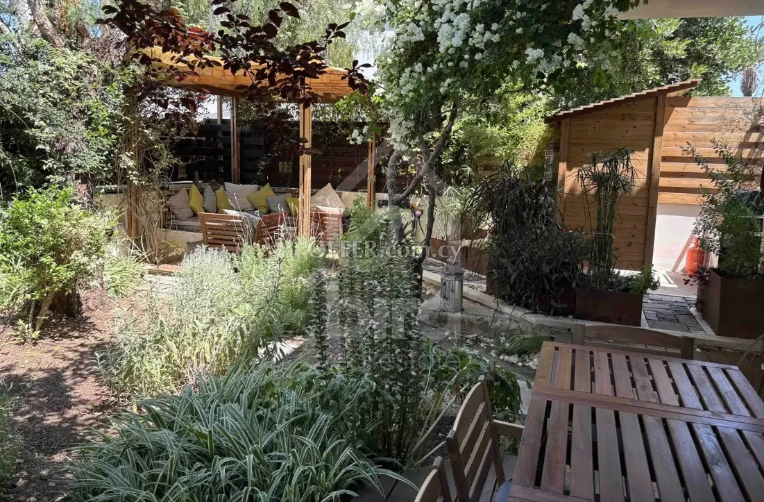 4 Bed Semi-Detached House for Rent in Engomi, Nicosia - 10