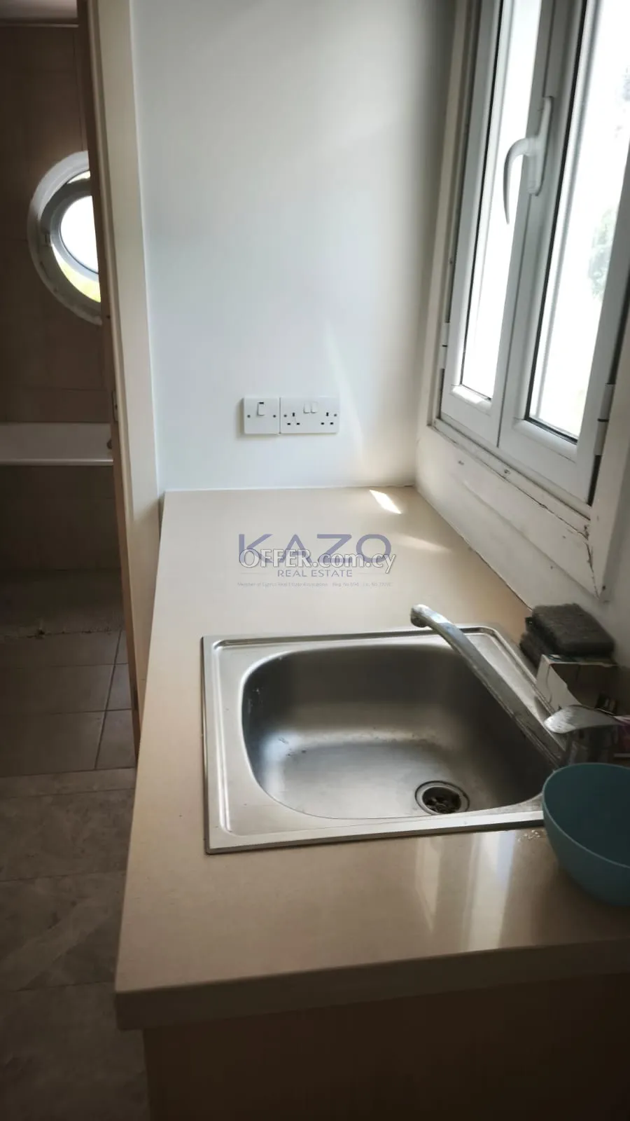 Fully Furnished House with Pool in Agios Tychonas - 9