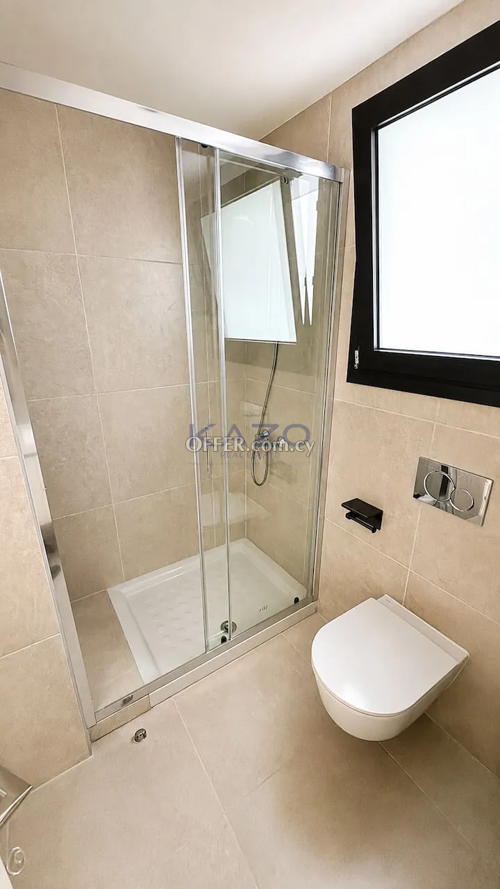 Spacious Three Bedroom Apartment in Central Agia Triada - 9