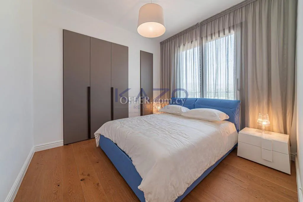 Spacious Top Floor Apartment in Central Papas Area - 3
