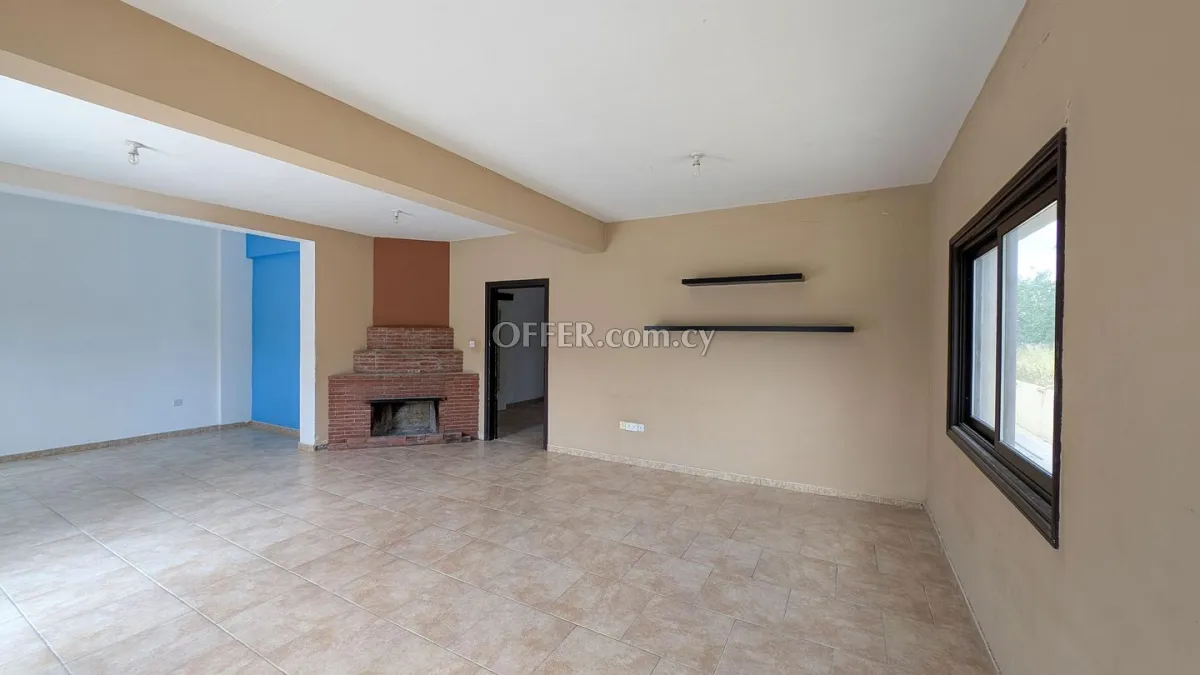 Three Bedroom House in Sotiros Quarter Larnaca - 5