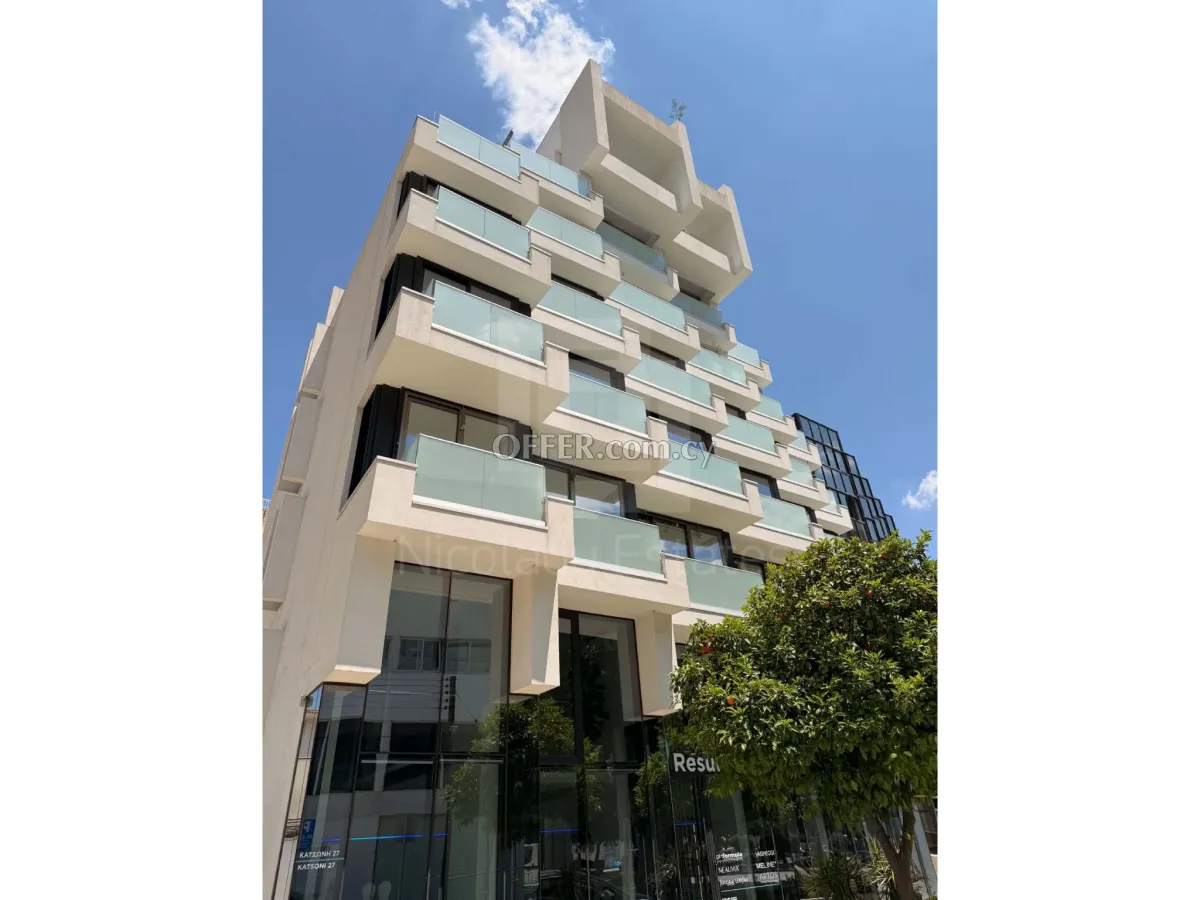 Fully renovated Office for sale near Starbucks down town - 3