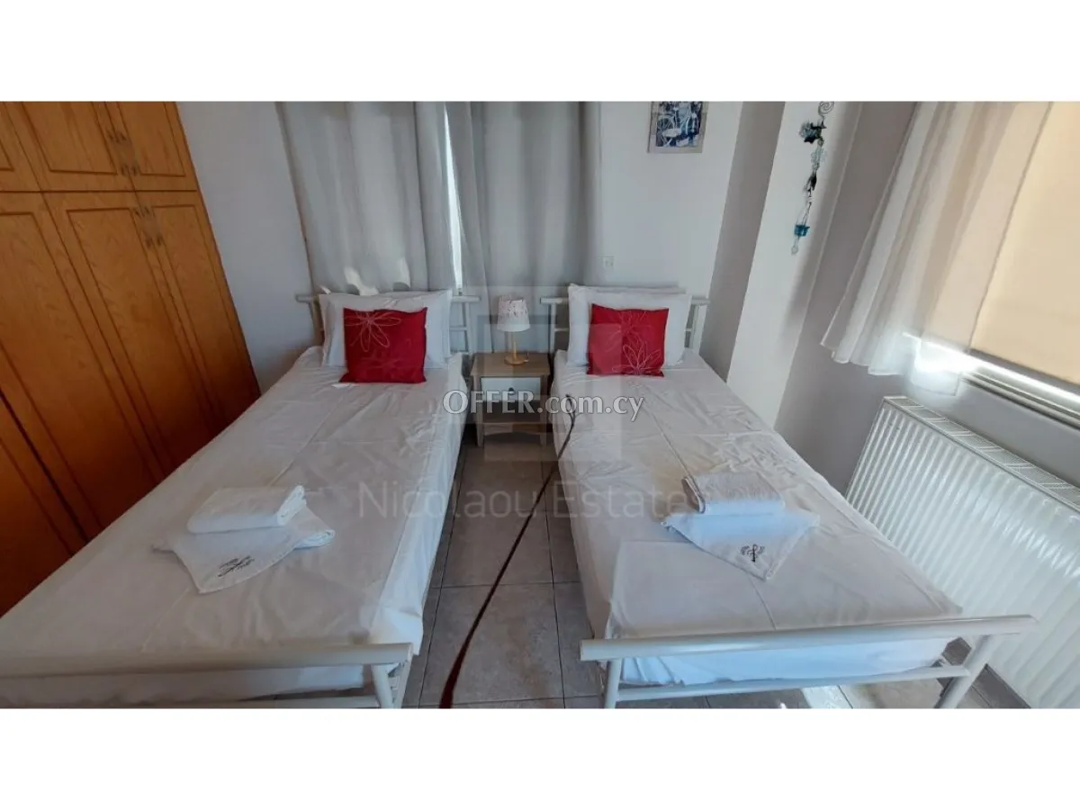 Three bedroom resale villa in Peyia area of Paphos - 4