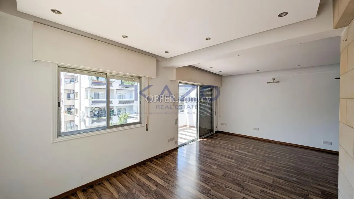 Three Bedroom Apartment in Agioi Omologites, Nicosia - 7