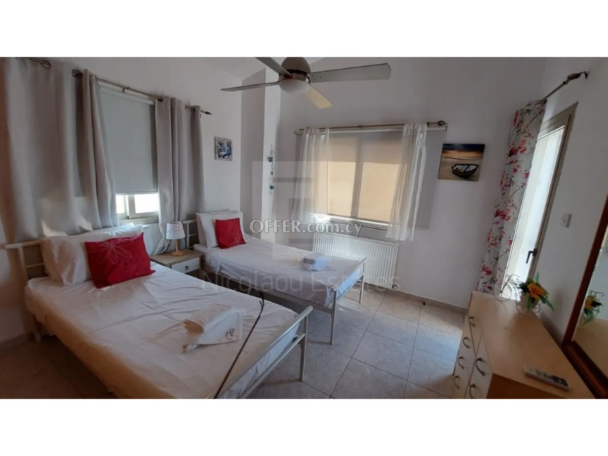 Three bedroom resale villa in Peyia area of Paphos - 3