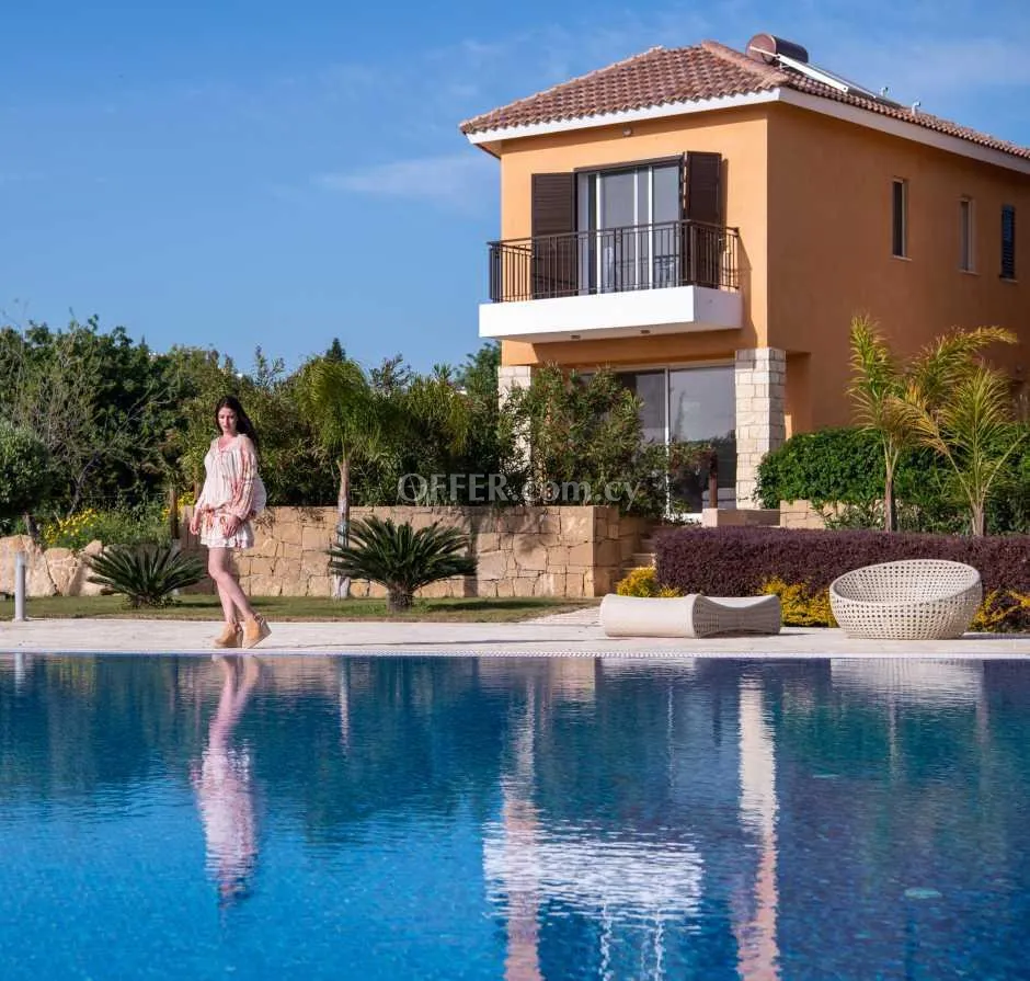 2 bed apartment for sale in Chloraka Pafos - 3