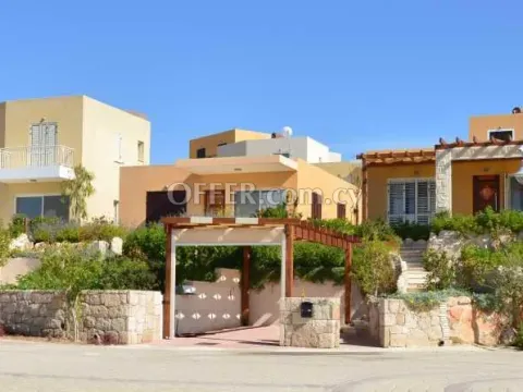 2 bed apartment for sale in Chloraka Pafos - 2