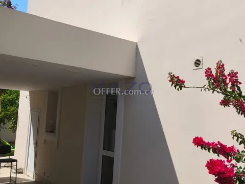 Fully Furnished House with Pool in Agios Tychonas - 3