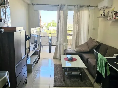 1-bedroom Apartment 50 sqm in Oroklini - Main Photo
