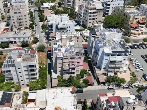 Three Bedroom Apartment in Agioi Omologites, Nicosia - Main Photo