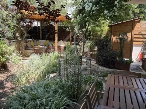 4 Bed Semi-Detached House for Rent in Engomi, Nicosia - 10