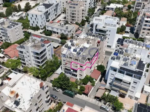 Three Bedroom Apartment in Agioi Omologites, Nicosia - 11