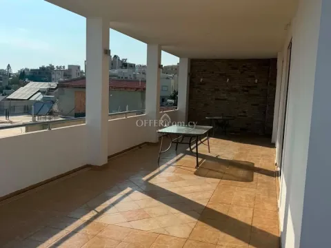 THREE BEDROOM APARTMENT IN MESA GEITONIA, LIMASSOL - 9