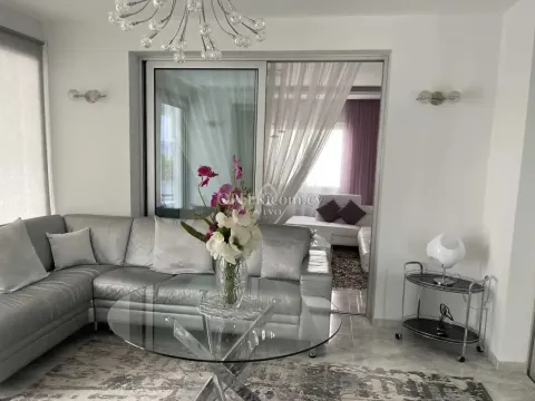 SPACIOUS 4 BEDROOM VILLA IN PAREKLISIA - 8