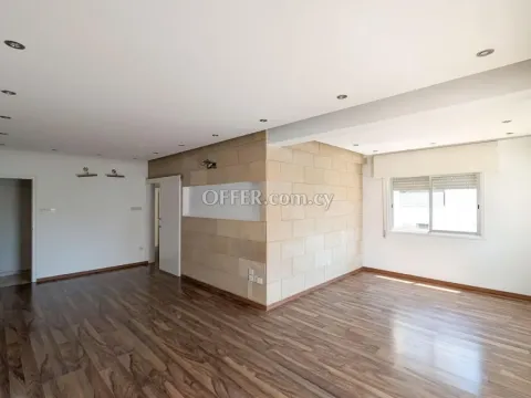 Three Bedroom Apartment in Agioi Omologites Nicosia - 7