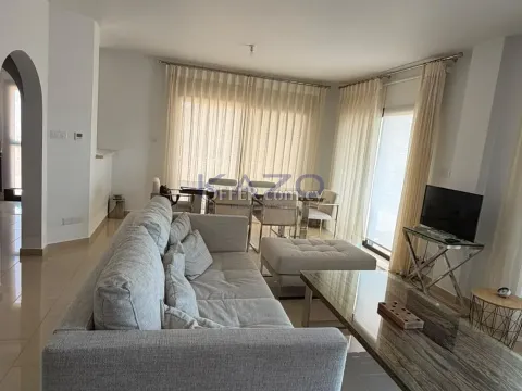 Spacious 3 Bedroom Apartment in Vibrant Kato Paphos - 10