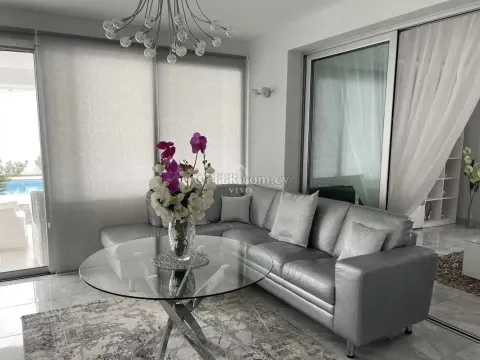 SPACIOUS 4 BEDROOM VILLA IN PAREKLISIA - 7