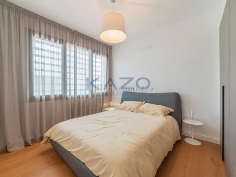 Spacious Top Floor Apartment in Central Papas Area - 4
