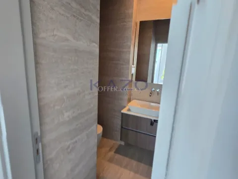 Modern Seafront Apartment with Gym in Mouttagiaka - 3
