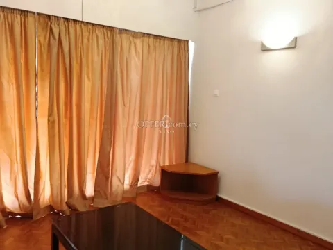 THREE BEDROOM APARTMENT IN KATHOLIKI, LIMASSOL - 4