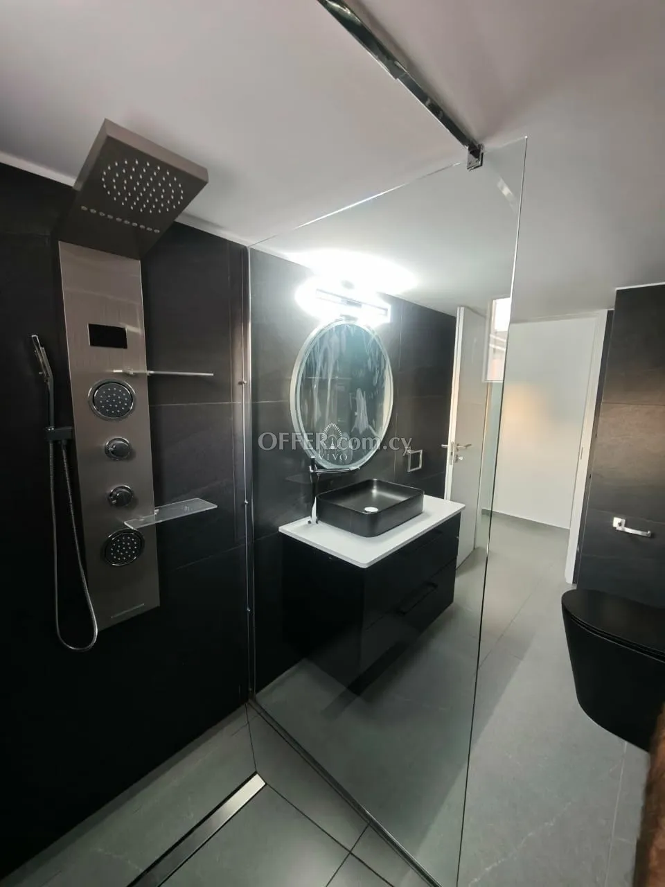 THREE BEDROOM APARTMENT IN MESA GEITONIA, LIMASSOL - 3