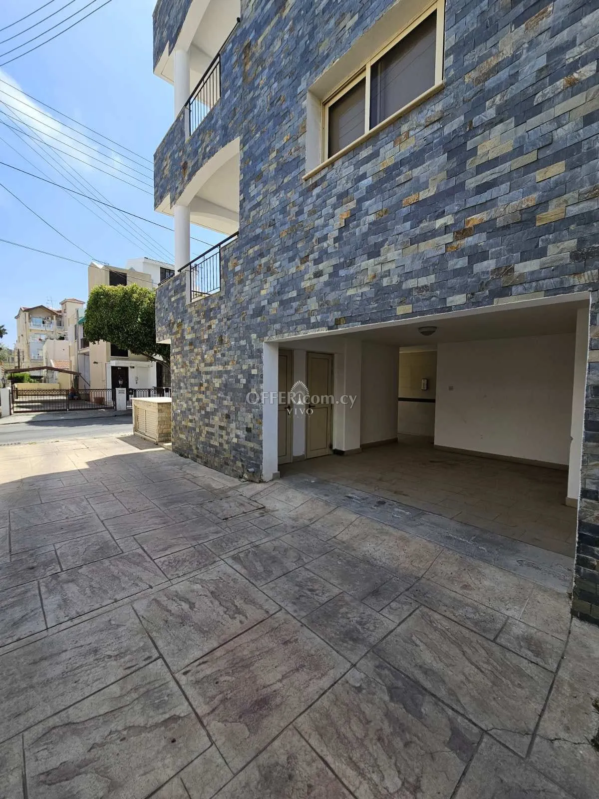 2 BEDROOM APARTMENT IN CENTRAL KATHOLIKI - 3