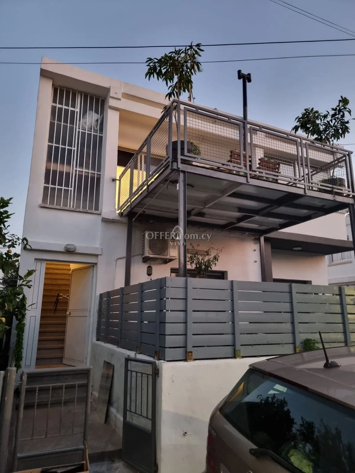 FULLY FURNISHED 3 BEDROOM APARTMENT IN APOSTOLOS ANDREAS - 2