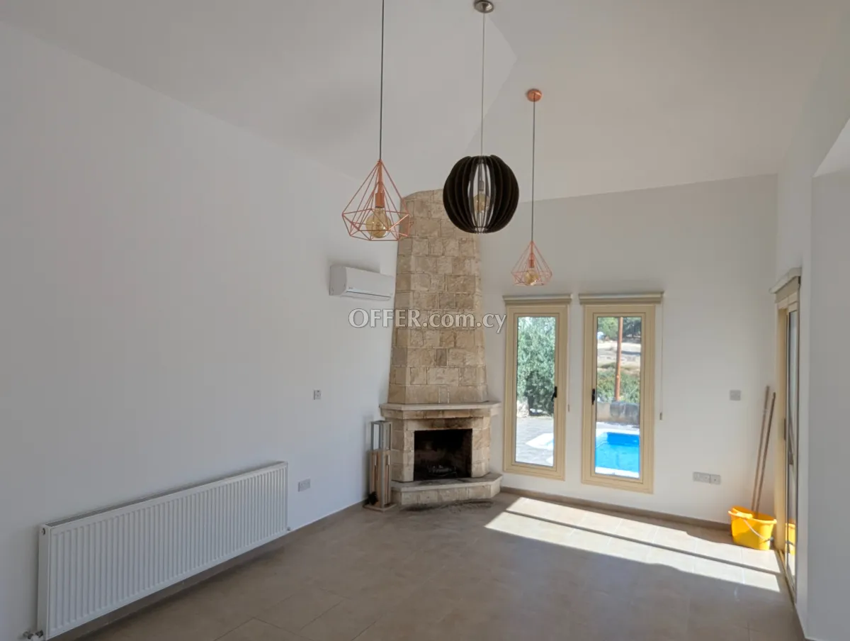 3-bedroom Detached Villa 119 sqm in Kivides - 1