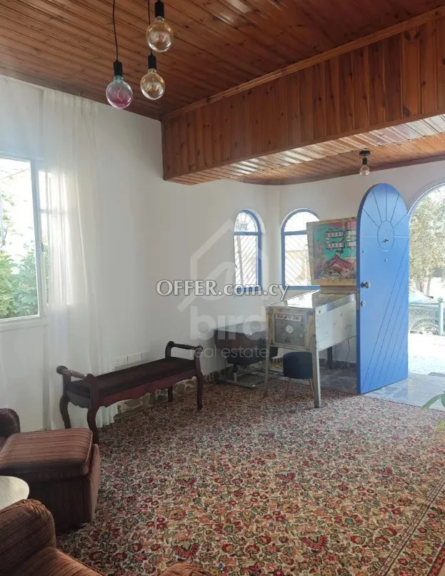 4 Bed Detached House for Sale in Agios Dometios, Nicosia - 1