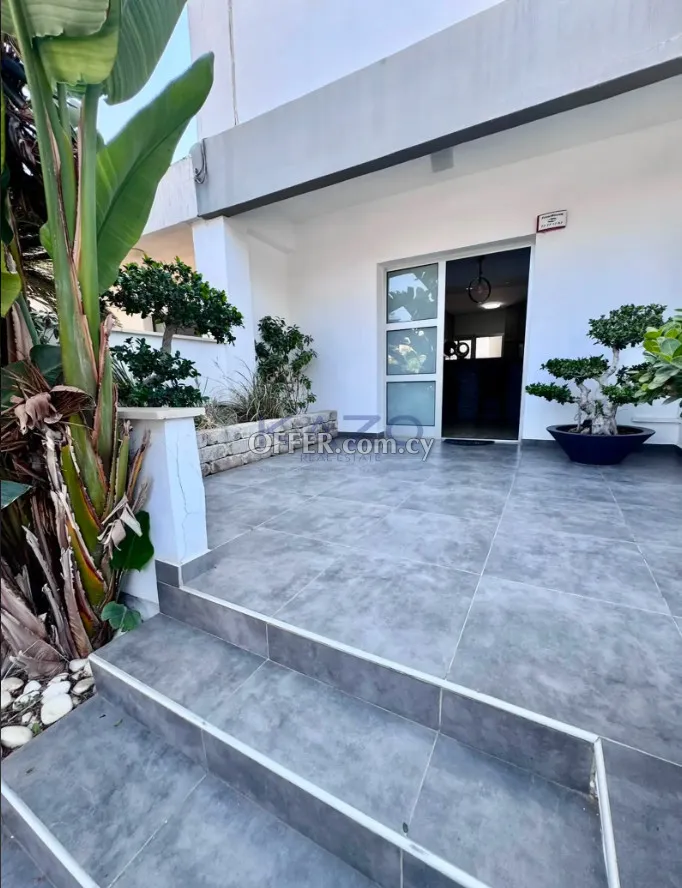 Modern Semi-Detached House with 3 Bedrooms in Omonoia - 1
