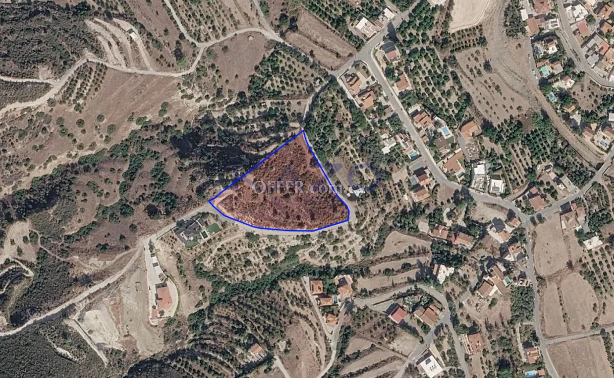 Large Development Land for Sale in Akrounta Village - 1