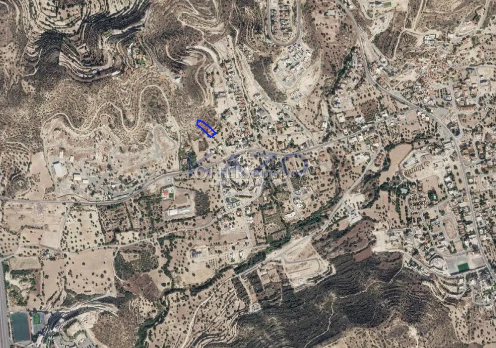 Large 1673m2 Field for Sale in Palodeia Village - 2